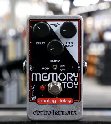 Electro-Harmonix - Memory Toy - Analog Echo/Chorus 2